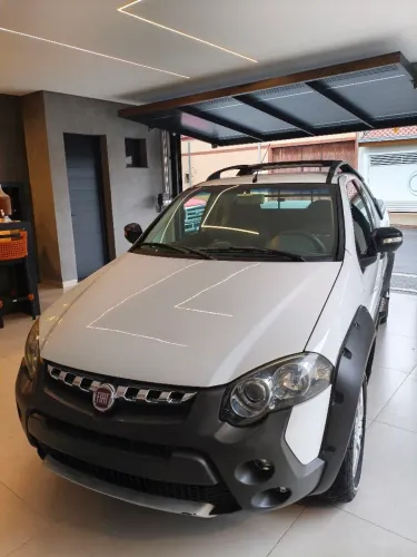 Fiat Strada Adventure 1.8/ 1.8 Locker Flex CE 2015