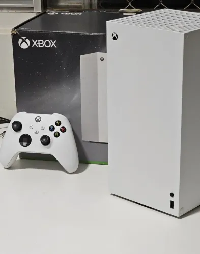 Xbox Series X 1Tb - Estado de Novo