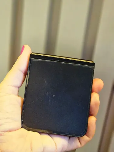 Galaxy Z FLIP 7 FE