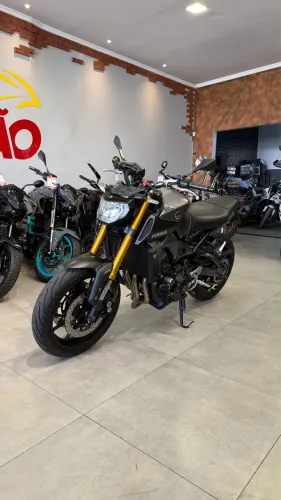 YAMAHA MT-09 ABS