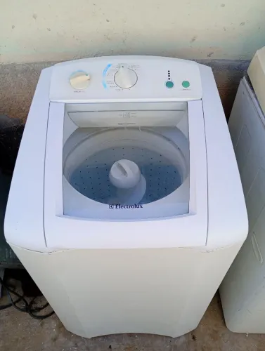 Máquina Eletrolux 9 kilos