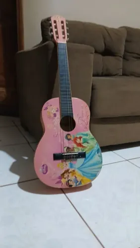 Violão infantil
