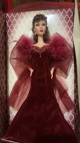 Barbie e o vento levou scarlet