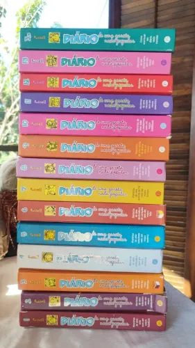 Diário de uma Garota Nada Popular Vol. 1 ao 13- LIVROS SEMINOVOS