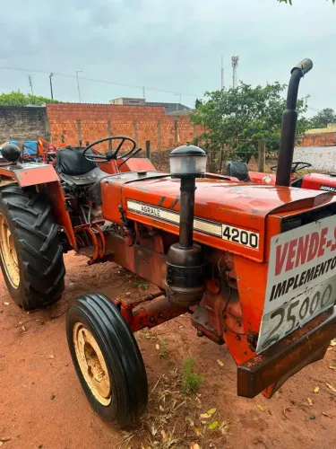 Trator Agrale 4200