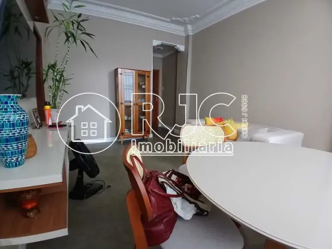 Apartamento : Padrão / Residencial / Tijuca