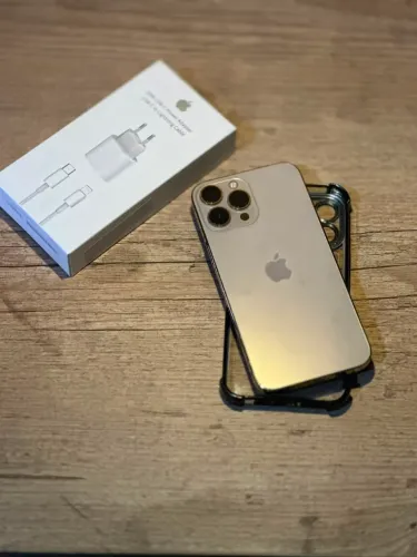 Único Dono! iPhone 13 Pro Max - 256GB | NUNCA ABERTO | CABO E CARREGADOR