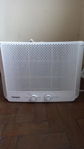 Ar condicionado Consul de janela - 220v 10.000 btu
