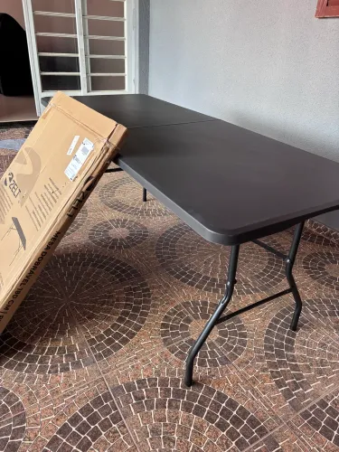 Mesa Dobrável 180x70 cm - NOVA Prática e Resistente