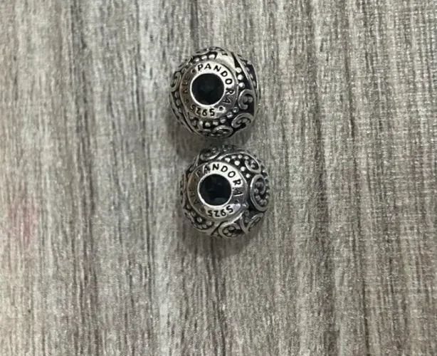 Par charms essence Pandora