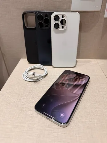 iPhone 14 Pro Max, 83% saúde da bateria