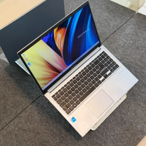 Notebook Asus Vivobook, i5 de 12ª, 8gb de RAM, 512gb de SSD e tela de 15.6 FHD
