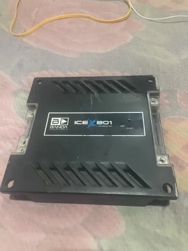 Potência banda d 800rms d 1 canal estado d nova funcionando perfeitamente aceito cartão