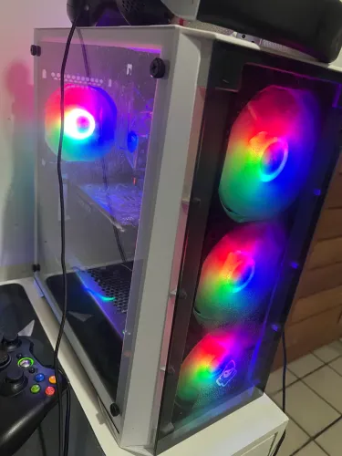 PC GAMER (NEGOCIÁVEL)