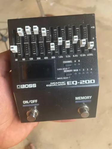 Pedal Boss EQ 200
