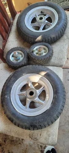 4 Rodas de pneu com câmera alumínio 