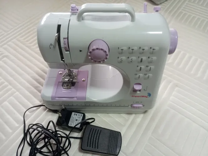 Máquina de costura