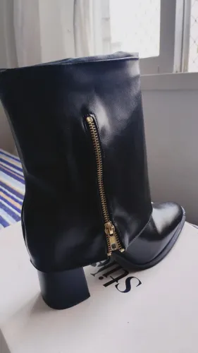 Bota Stilleto n°37  COM CAPA REMOVÍVEL 