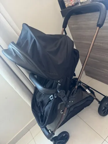 Carrinho de bebê
