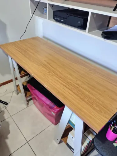 Mesa de escrivaninha