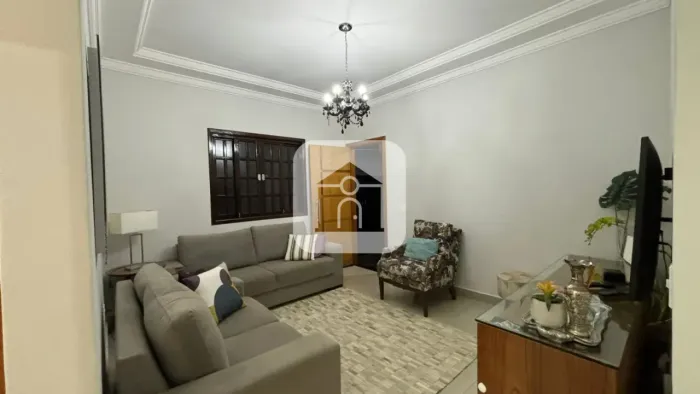 Casa para locação no bairro Cidade Jardim