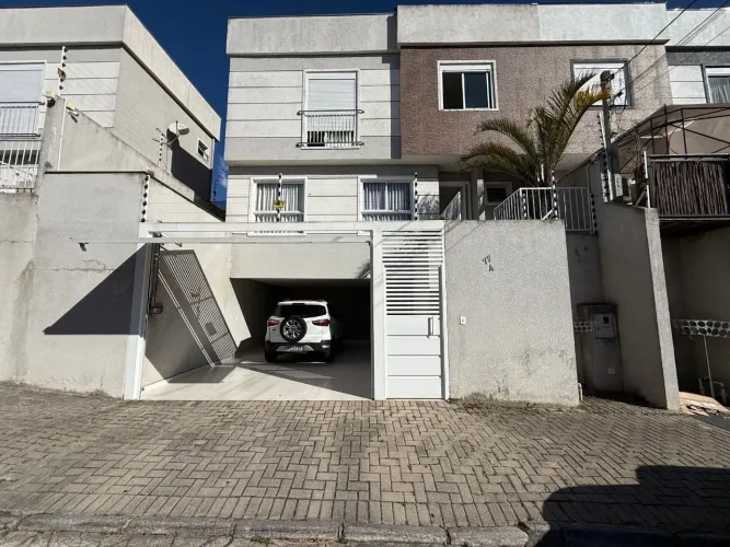 Sobrado com 3 dormitórios à venda, 144 m² por R$ 900.000,00 - Xaxim - Curitiba/PR