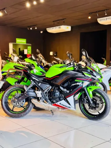 KAWASAKI NINJA 650 KRT 2022 - IPVA 26 PAGO
