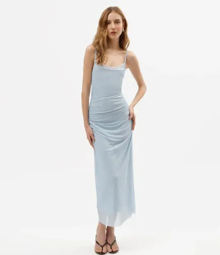 Vestido midi - azul bebê