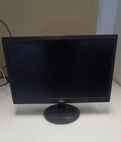 Monitor AOC LED 18,5" ( vários ) modelo: E970SWNL