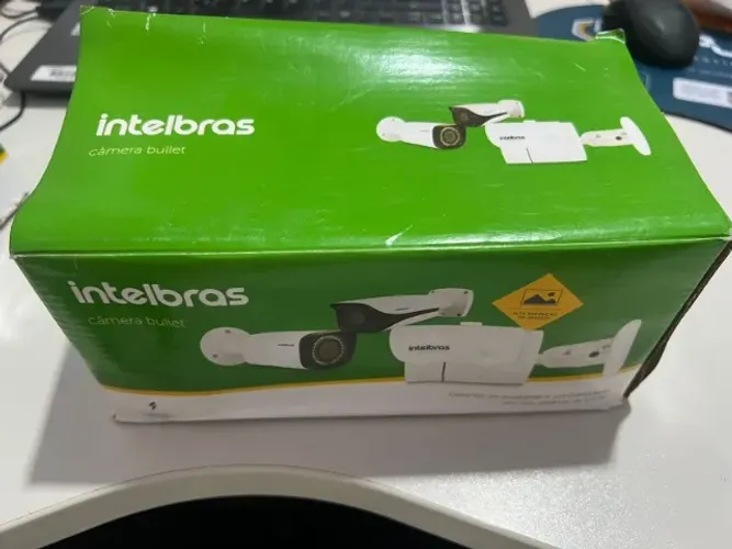 Par de Câmera de segurança Intelbras VHD 3130 B G5 com resolução de 1MP