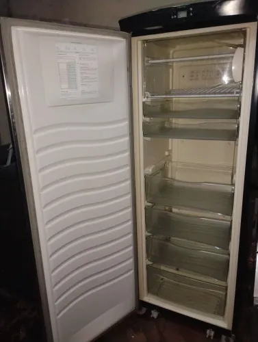 Vendo freezer Brastemp 