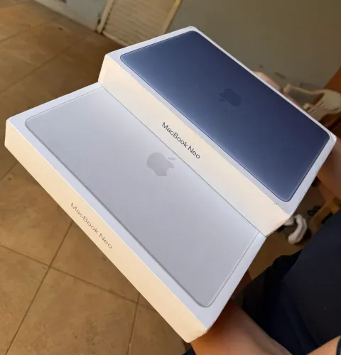 MacBook 13 polegadas (2026) Azul Lacrado 
