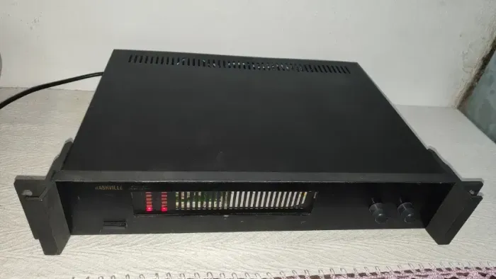 amplificador nashville na 2200 pro