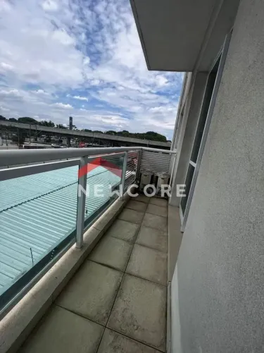 Sala comercial em Rua Voluntários da Pátria - Santana - São Paulo/SP