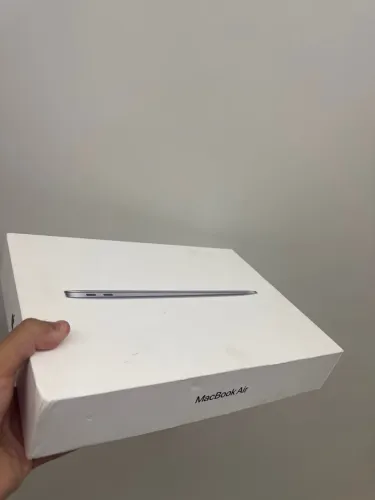 Caixa MacBook Air 2020