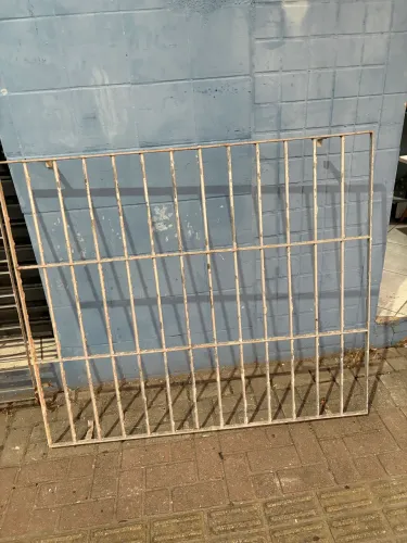 Grade de ferro 135x115