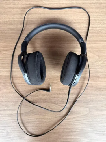 Fone de ouvido Sennheiser hd