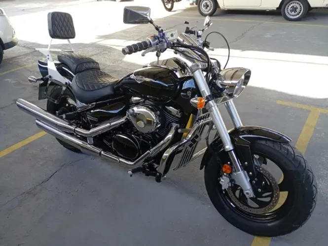 Suzuki Boulevard M800 2009