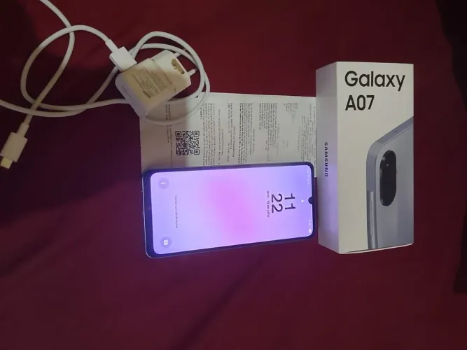 Celular Samsung A07 seminovo com nota ficar caixa e carregador