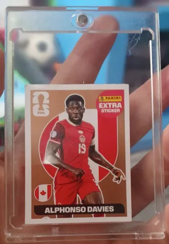 Figurinha Extra Bronze ALPHOSON DAVES da COPA 2026