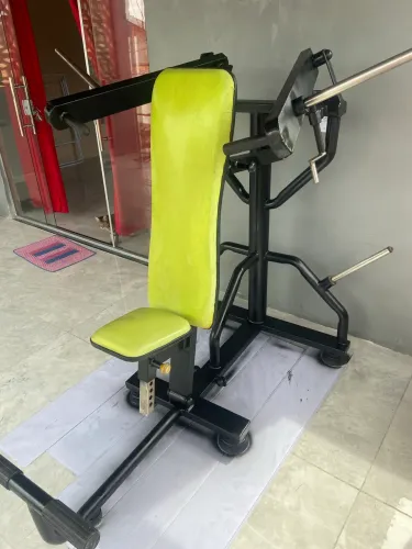 Equipamento de musculação 