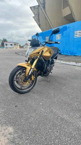 Vende-se Hornet