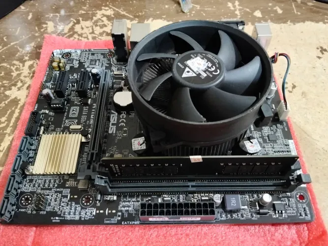 Kit i5-6500, h110, 8gb Ddr4.