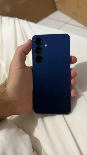 Samsung S25 + 512 Gb
