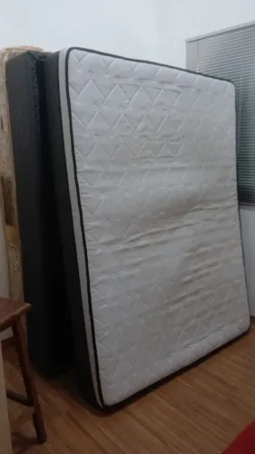 Cama de casal bíflex