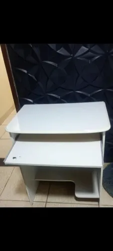 MESA PARA COMPUTADOR