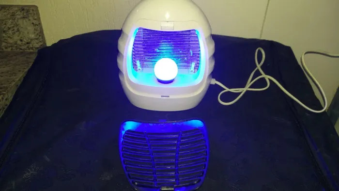 Repelente eletrônico com sugador 110v