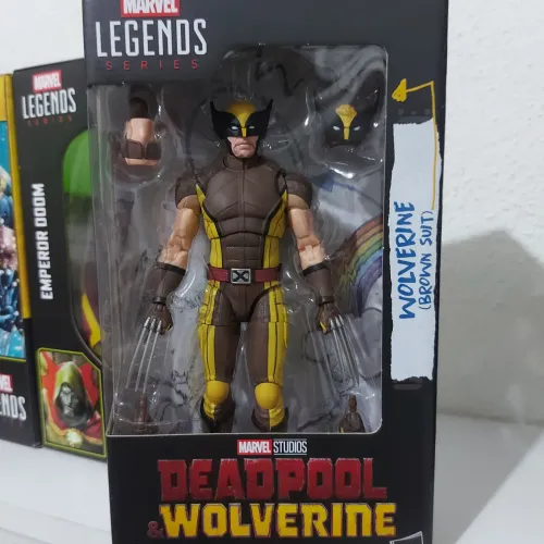 Marvel Legends Wolverine Brown Suit