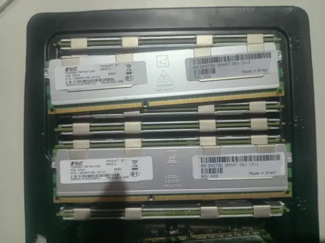 Memória de servidor Samsung M393B5170FH0-CH9 4GB DDR3 ECC Registered
