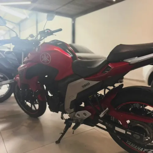FAZER FZ250 2023